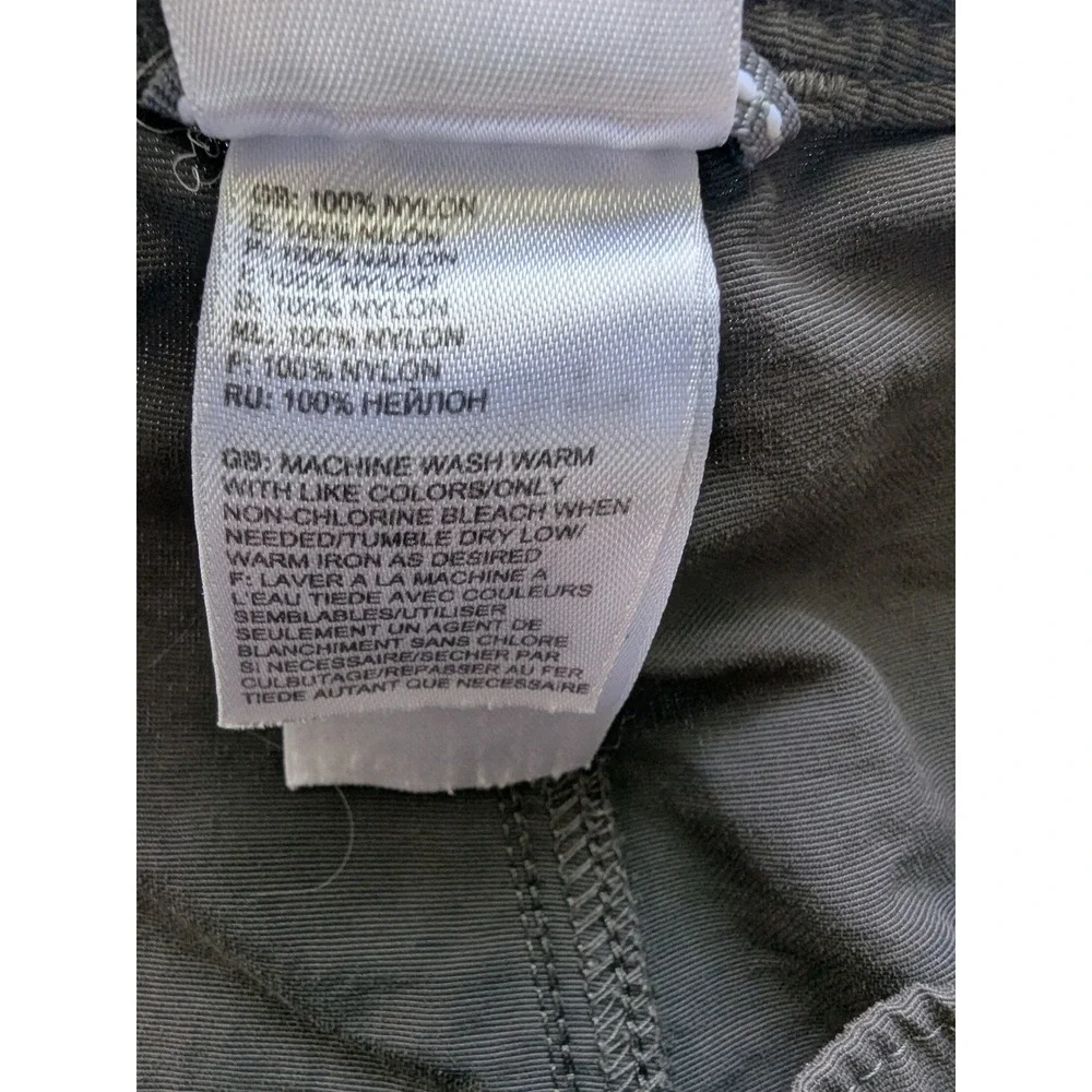 The North Face Convertible Pants Mens XL Short Gray Hiking Cargo Zip Off Belted